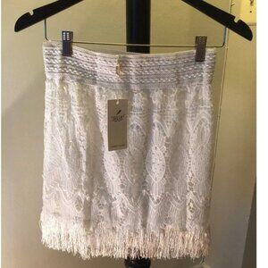 NEW Julia Fashion Classic White Fringe Lace Skirt Size L/XL